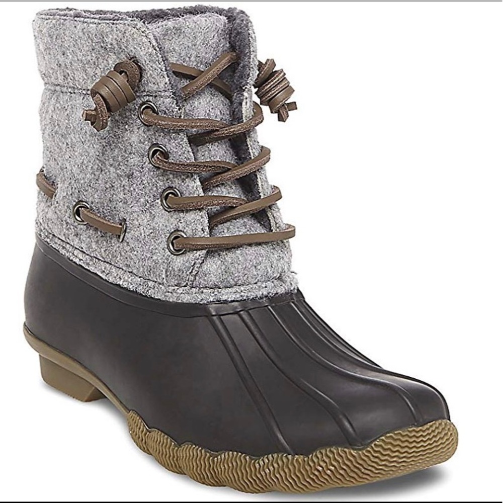 STEVE MADDEN LIKE NEW Torrent Rain Boot Sz 8 EUC‼️